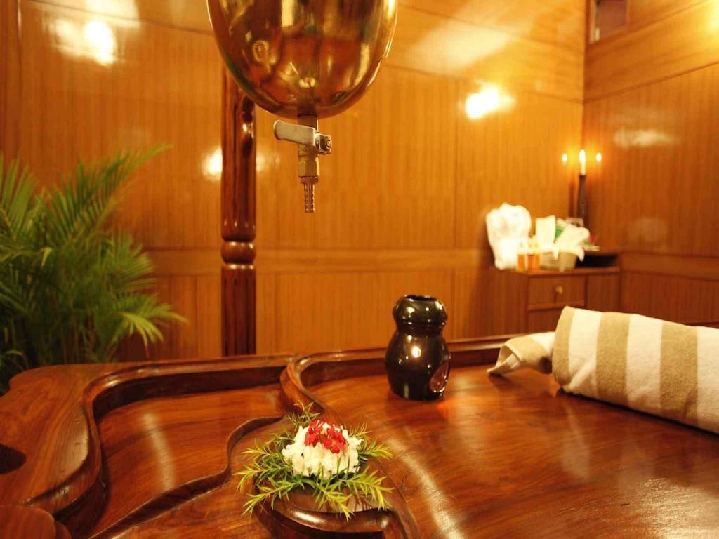 โรงแรมคงคา กินรี อะ ริเวอร์ไซด์ บูติกโฮเต็ล ริชิเคช ภายนอก รูปภาพ